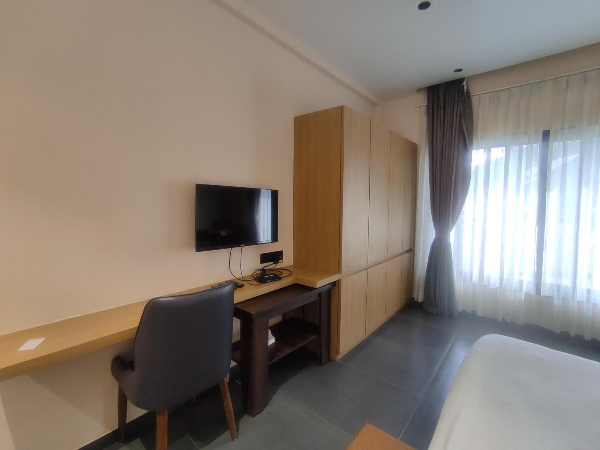 Vits Roccia Hill Resort And Adventure Park, Navapur Songadh Exterior foto